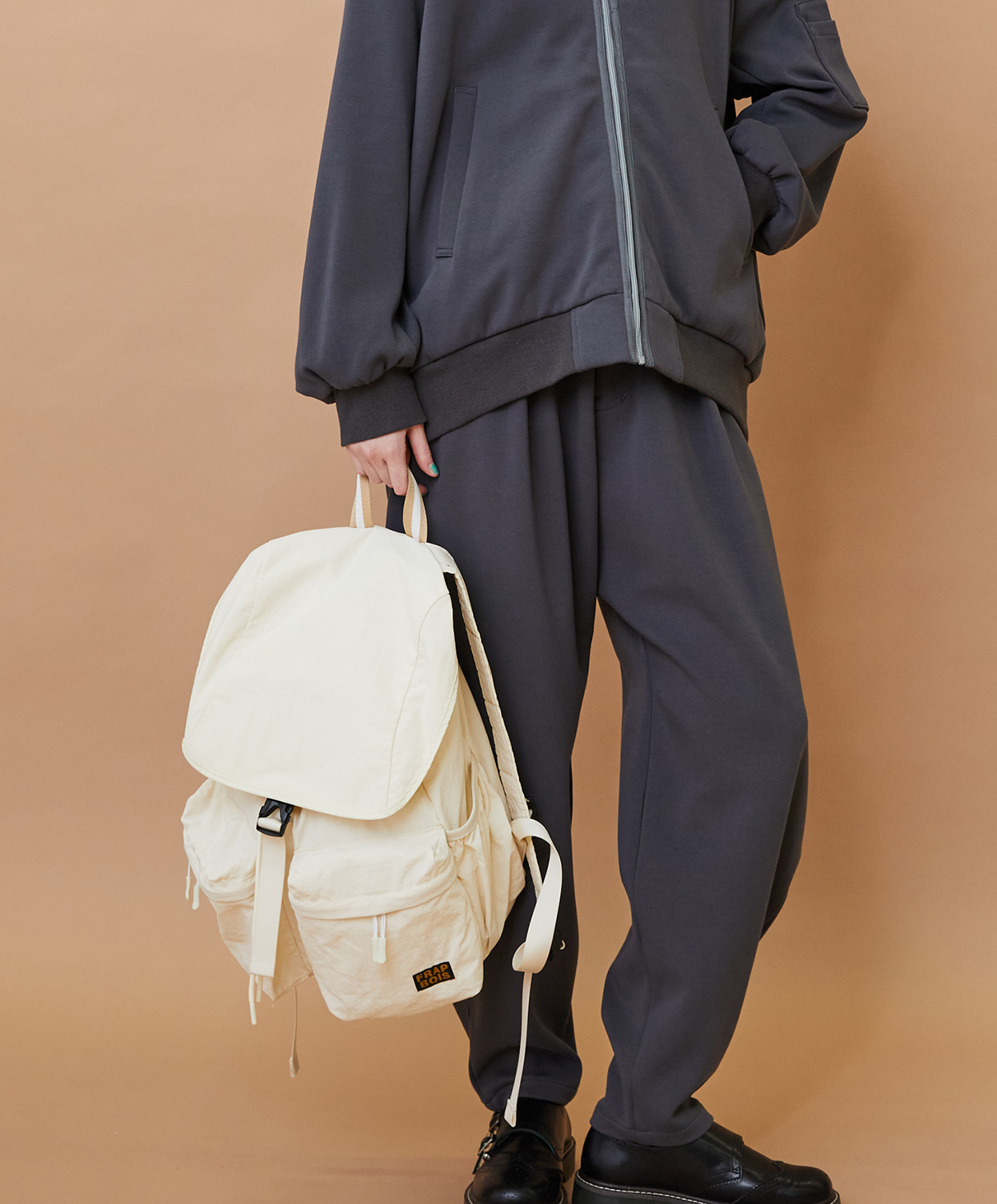 BLOUSON, PANTS, BACKPACK, SHOES