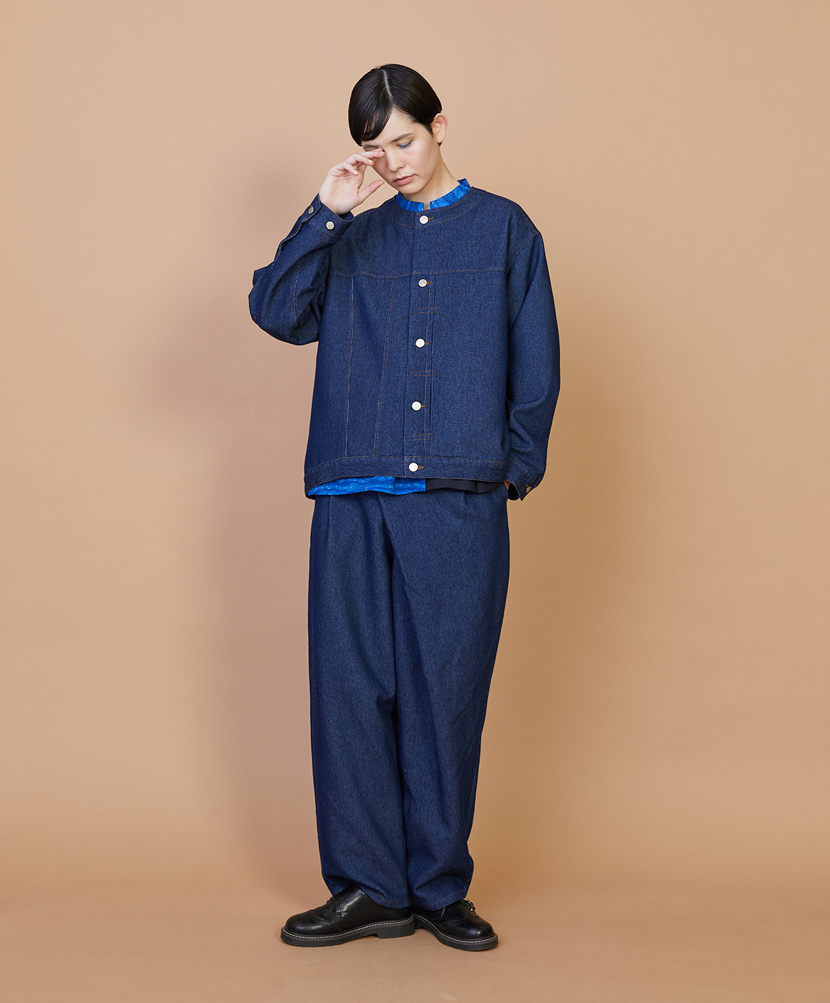 JACKET, SHIRT, PANTS, SHOES